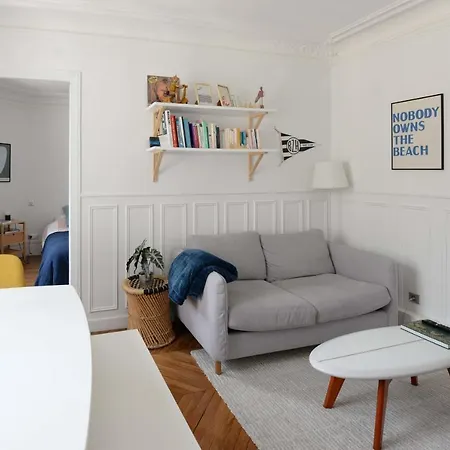 Apartment Nice And Bright Apt In The 15Th District Paris Paris
