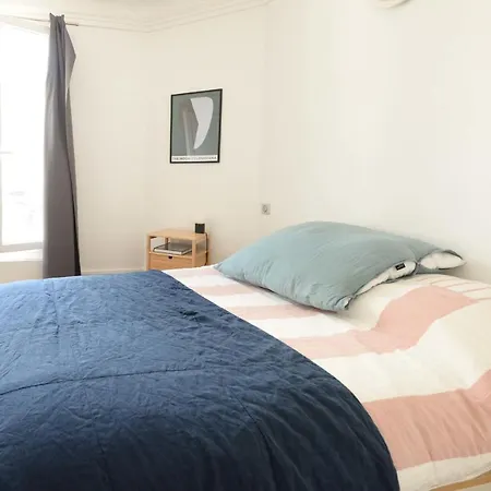 Nice And Bright Apt In The 15Th District Paris Apartment Paris